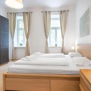 cottageviertel-stilvolles-apartment-in-parknhe.vienna-besthotels.com/